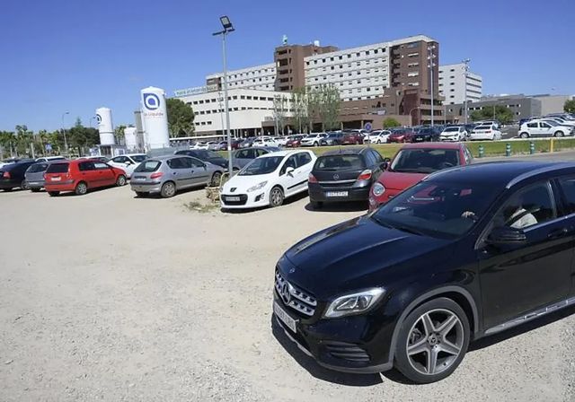 Herido un hombre de 63 años tras un accidente de moto en Badajoz