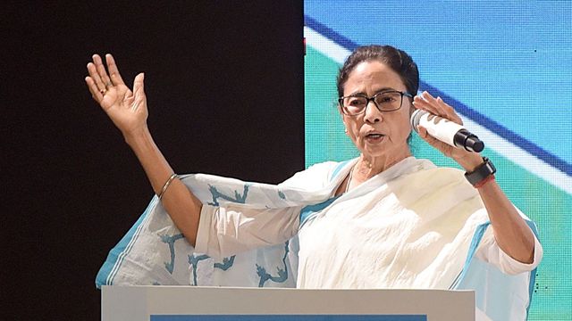 Mamata hike salaries of govt. doctors