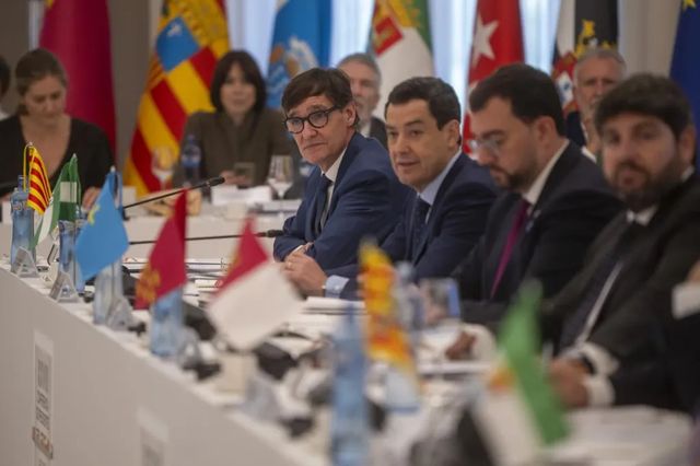 Los barones del PP reclaman en bloque a Sánchez que convoque elecciones