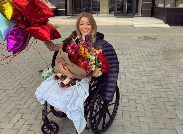 Marcela Paladi, tânăra care a rămas fără picioare, a adunat banii pentru proteze și pleacă în Germania