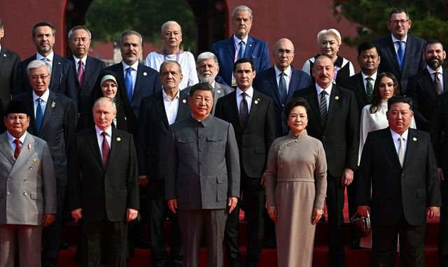 China va organiza o paradă militară spectaculoasă