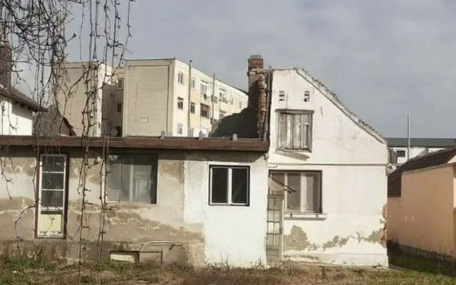 Acoperișul unei case din Alba Iulia a fost furat fără ca nimeni să vadă ce s-a întâmplat