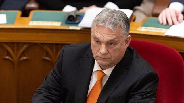 Az európai kormányfők közül Orbán Viktor keres a legjobban az átlagbéréhez képest