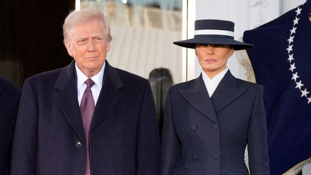 Look Melania Trump, l'algida distaccata eleganza della First Lady