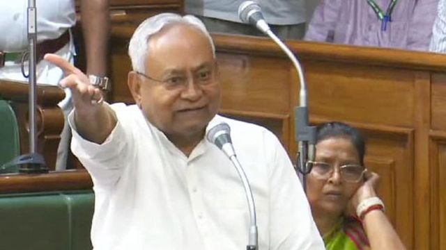 Nitish loses cool, shouts at RJD MLA Rekha Devi in Assembly