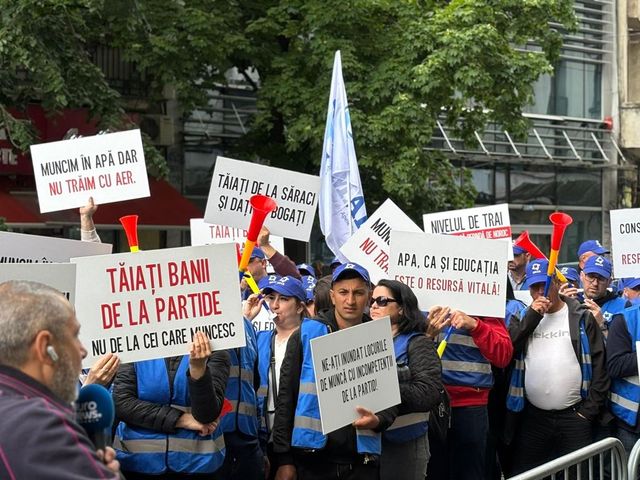 Protest al sindicaliștilor de la Apele Române în Capitală