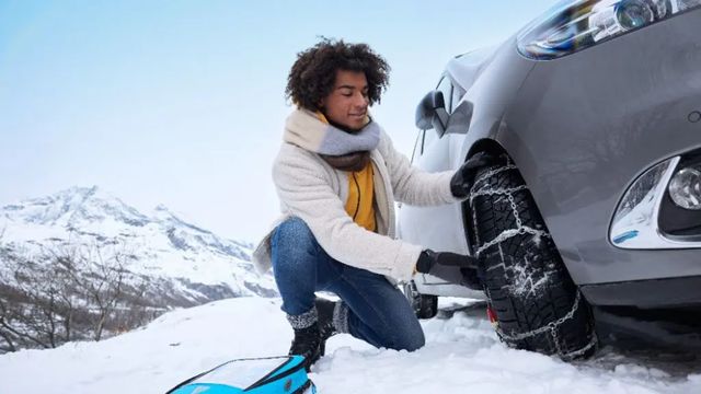 Los errores que debes evitar al poner las cadenas de nieve al coche