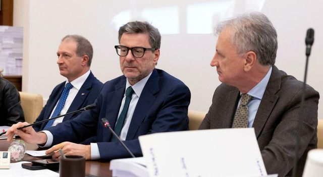 ++ Giorgetti, taglio Irpef tutela i redditi medi ++