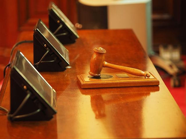 Avocată din Baroul București, trimisă în judecată pentru evaziune fiscală