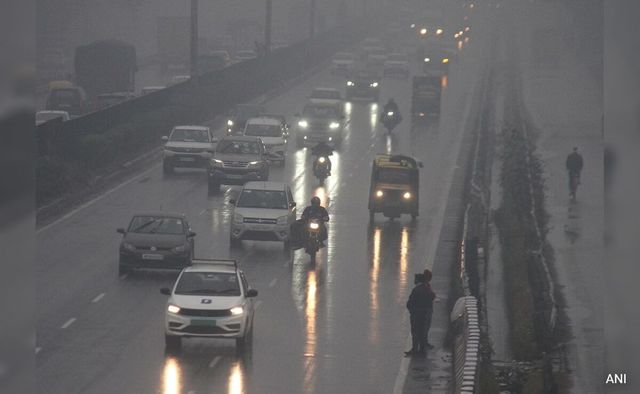 Delhi Records Highest December Rainfall In 15 Years, Mercury Drops Sharply As Air Quality Remai