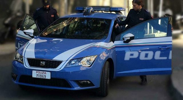 Milano, mamma e figlia su Maserati rapinate di 50mila euro