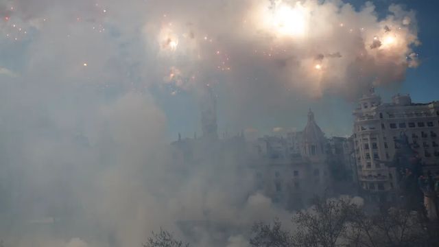 Sigue en directo la mascletà de este lunes 16 de marzo de las Fallas