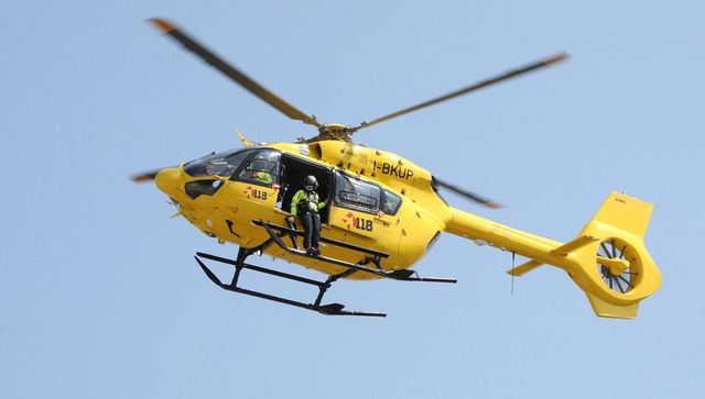 Modena, muore a 73 anni cadendo col cestello della gru