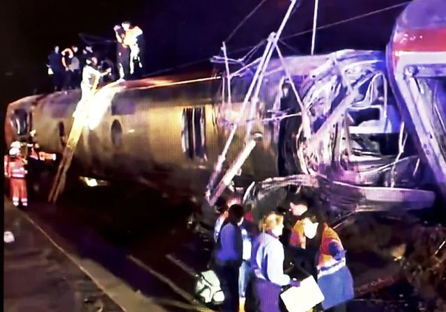 El juzgado que investiga el accidente ferroviario espera el primer informe de la Guardia Civil