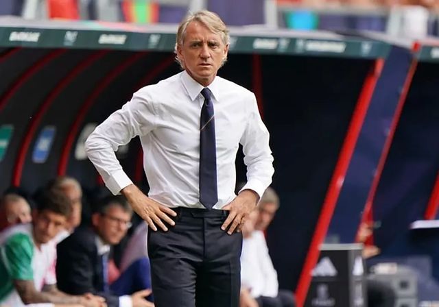 Roberto Mancini regresa para rescatar a Italia