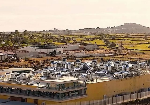 La tecnológica Diamond Foundry invertirá 2.350 millones para una fábrica de chips en Cáceres