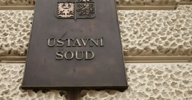 Ústavní soud zrušil ženě trest za křivé obvinění ze znásilnění