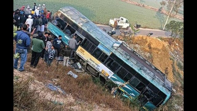 10 Dead, Several Injured After Bus Overturns In Maharashtra