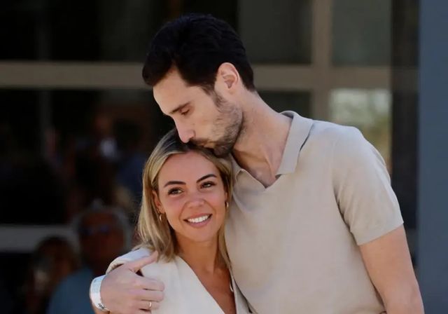 Sergio Rico y Alba Silva esperan su primer hijo