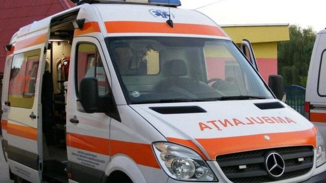 Accident rutier în Bucium. Două mașini au fost implicate