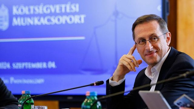 Varga Mihály: Januárban ismét nyugdíjemelés lesz
