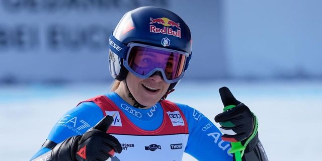 Sci: Goggia seconda nel superG di Crans, vince la svizzera Blanc