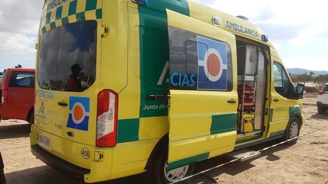 Un menor de 12 años apuñala a otro de 13 en unas pistas deportivas de Almería