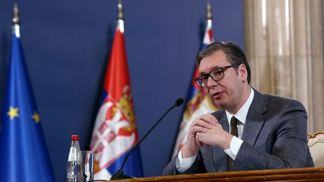 Országjáró körútra indult és népi mozgalmat indít a szerb elnök