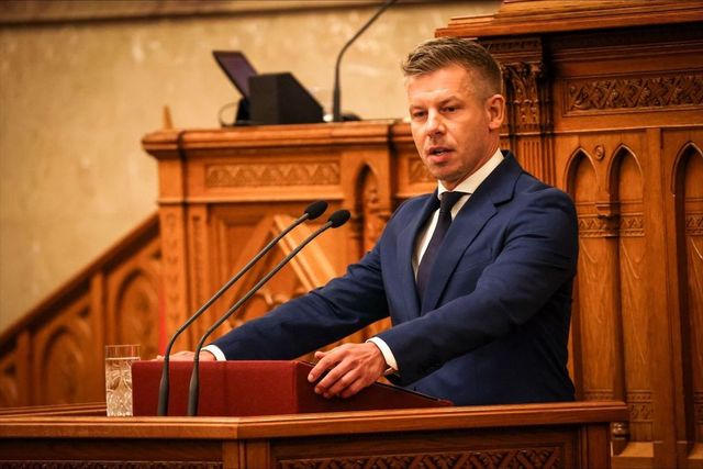 Kiugróan magas lesz az augusztusi költségvetési hiány, de Magyar Péter nem aggódik, mert ősszel jönnek az uniós pénzek
