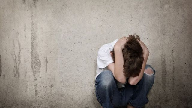 Un chișinăuian a fost condamnat la 17 ani închisoare pentru abuzarea sexuală a unui băiat orfan cu vârsta de 14 ani