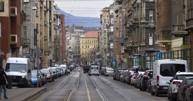 80 ember van bejelentve a fideszes jelölt rokonának lakására, Pikó András feljelentést tesz