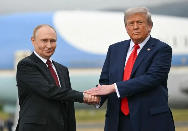 Trump anuncia una reunión con Putin en Budapest para «poner fin a la guerra de Ucrania»