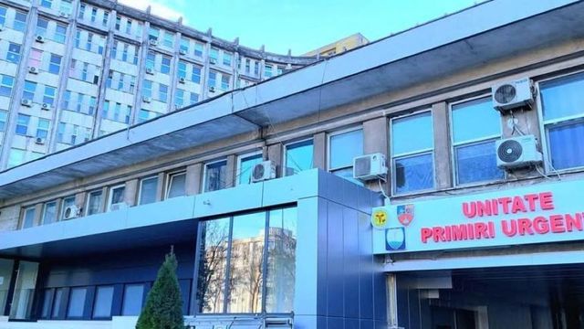BBC: Cum au fost nevoite 100 de spitale din România să revină la pix și hârtie după un atac cibernetic major