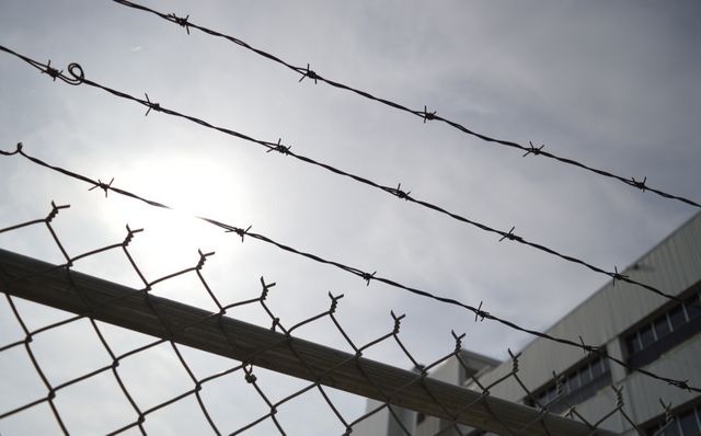 Un bărbat din Basarabeasca va sta 16 ani la închisoare după ce a încercat să omoare de două ori un consătean