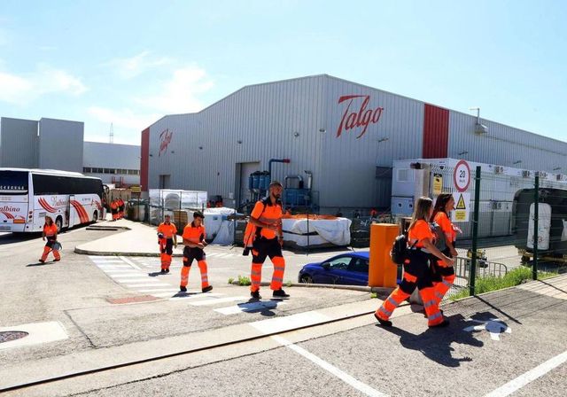 La decisión de Pesa y Jupiter de seguir con la opa por Talgo complica la vía de Sidenor