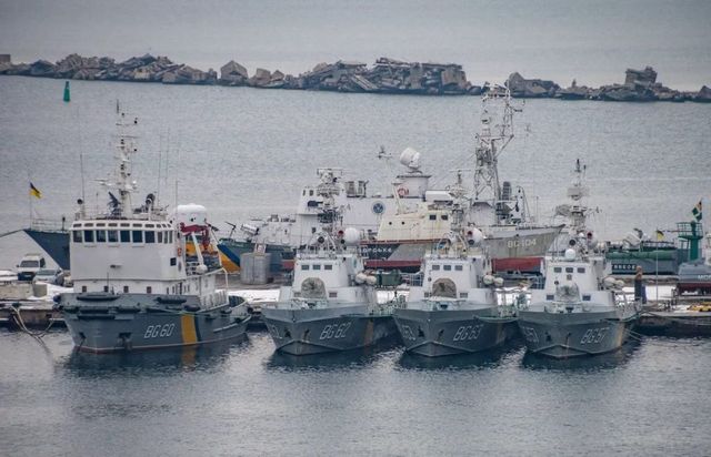 Ucraina susține că dronele rusești au atacat trei nave sub pavilion străin. Război în Ucraina, ziua 1556