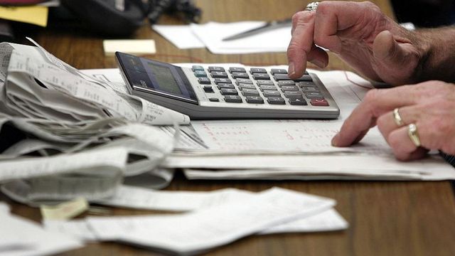 Deficitul comercial a crescut cu un miliard de euro în primele nouă luni, la peste 24 miliarde euro