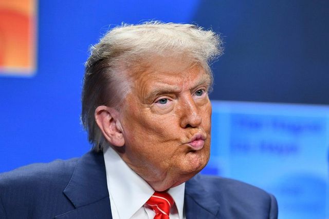 Trump sugerează ca Strâmtoarea Ormuz să fie redenumită „Strâmtoarea Trump”