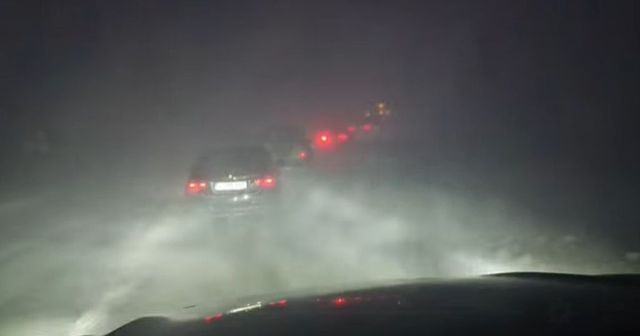 Circulația pe Transalpina rămâne închisă din cauza viscolului