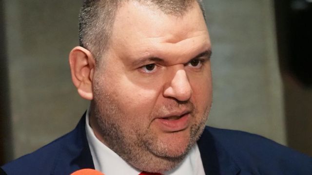 Делян Пеевски подкрепи Борисов, иска закриване на ДАИ
