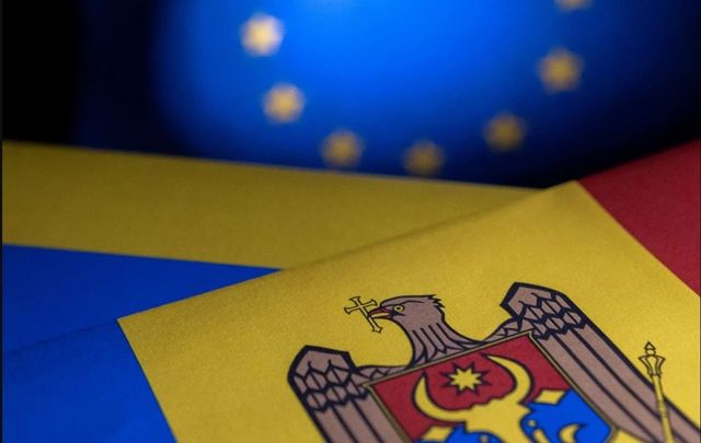 România ne împinge de la spate spre Uniunea Europeană