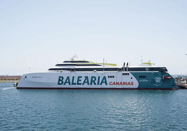 Viajar en ferry fue un 33% más caro el segundo trimestre en Canarias