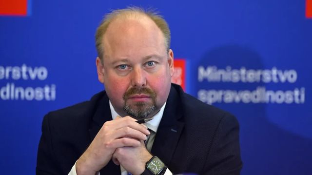 Schillerová s Tejcem představí svá zjištění k bitcoinové kauze