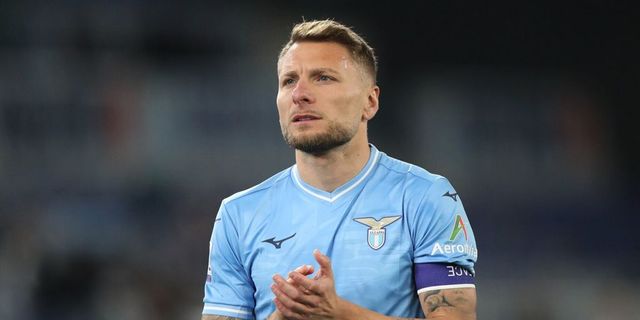 Immobile lascia la Lazio, l’abbraccio in lacrime al tifoso è da brividi