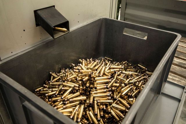 Německé armádě při převozu ukradli 20 000 kusů munice