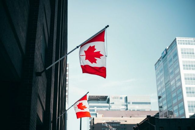 Canada a activat taxele vamale de retorsiune asupra unor importuri din SUA