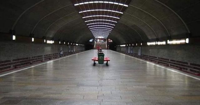 Sindicalistii de la metrou protesteaza, astazi, in fata Guvernului