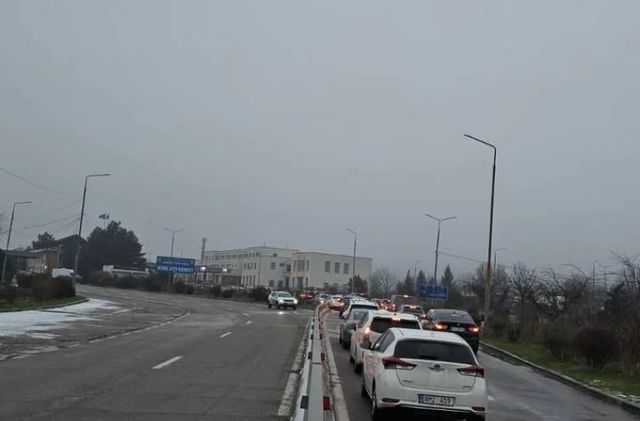 Poliția de Frontieră informează despre trafic intens la unele puncte de trecere a frontierei