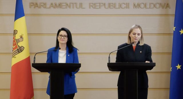 Începând cu 1 iunie, toți copiii cu dizabilități vor beneficia de un ajutor anual de 3000 de lei, anunță Guvernul