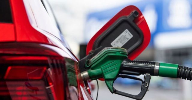 Carburanții ajung la cele mai mici prețuri din ultimii aproape patru ani